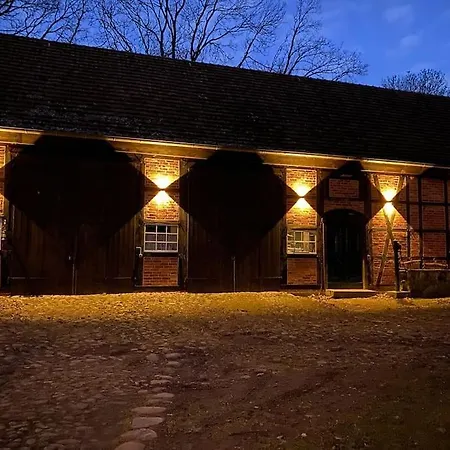 Wassermuehle - Alleinlage Fuer Retreats, Workshops, Family & Friends 빌라 Triglitz